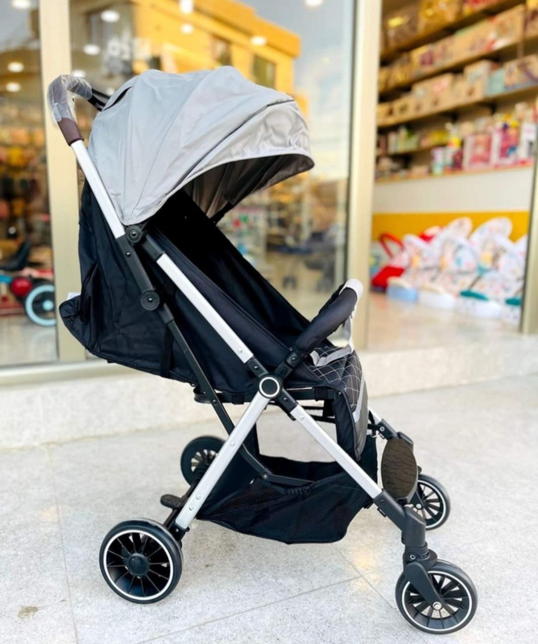 Kidilo T228 Baby Stroller