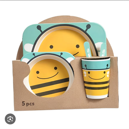 5-piece plastic dinnerware set with designs | طقم طعام بلاستك رسومات ٥ قطع